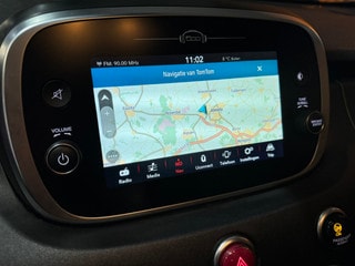 Thumbnail Mobil 8