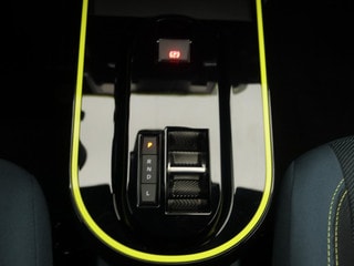 Thumbnail Mobil 8