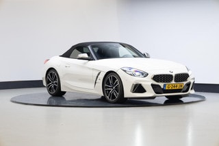Thumbnail Mobil 1
