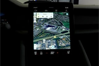 Thumbnail Mobil 6