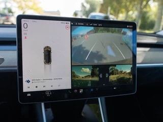 Thumbnail Mobil 3