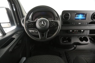 Thumbnail Mobil 2
