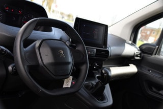 Thumbnail Mobil 2