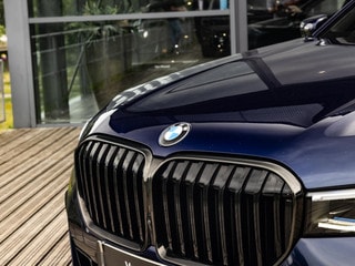 Thumbnail Mobil 10