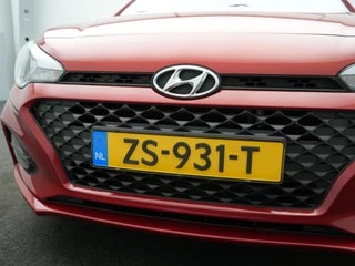 Thumbnail Mobil 9