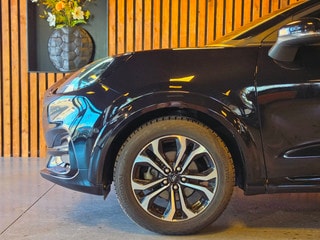 Thumbnail Mobil 6