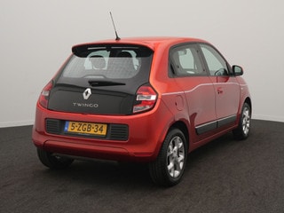Thumbnail Mobil 4