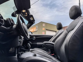Thumbnail Mobil 4