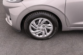 Thumbnail Mobil 7