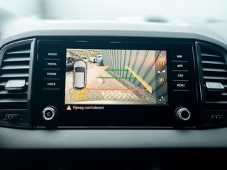 Thumbnail Mobil 8