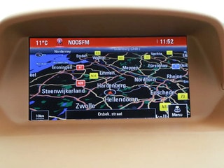 Thumbnail Mobil 10