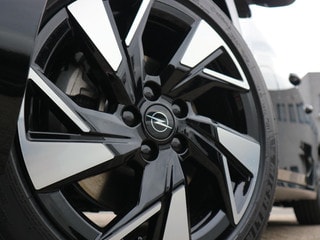 Thumbnail Mobil 4