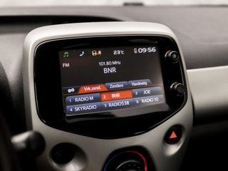 Thumbnail Mobil 8