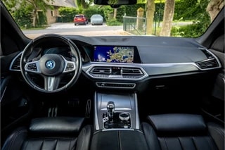 Thumbnail Mobil 8