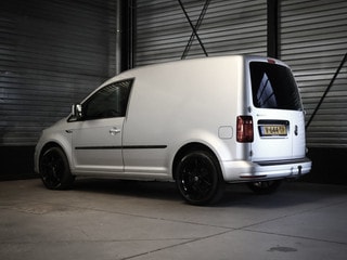 Thumbnail Mobil 9