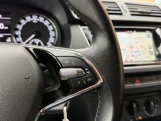 Thumbnail Mobil 10