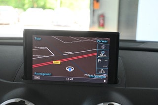 Thumbnail Mobil 9