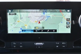 Thumbnail Mobil 6