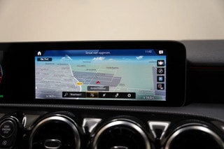 Thumbnail Mobil 8
