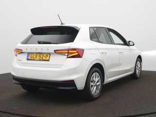 Thumbnail Mobil 6