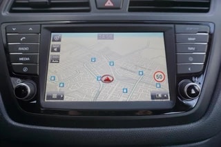 Thumbnail Mobil 4