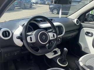 Thumbnail Mobil 4