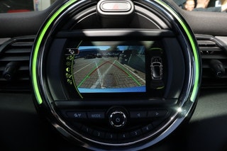 Thumbnail Mobil 10