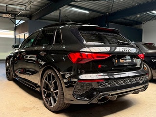 Thumbnail Mobil 8