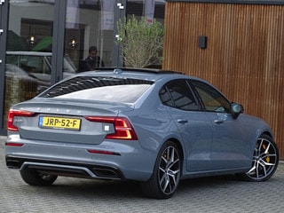 Thumbnail Mobil 8