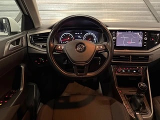 Thumbnail Mobil 8