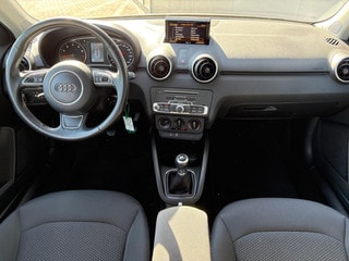 Thumbnail Mobil 6