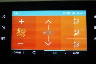 Thumbnail Mobil 9
