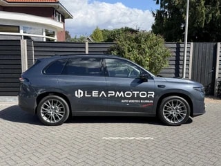 Thumbnail Mobil 8