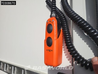 Thumbnail Mobil 9