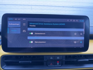 Thumbnail Mobil 10