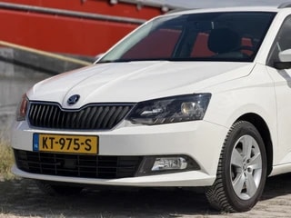 Thumbnail Mobil 8