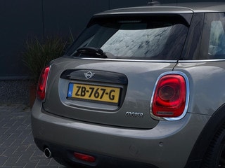 Thumbnail Mobil 9