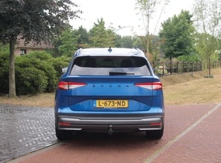 Thumbnail Mobil 9
