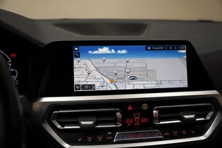 Thumbnail Mobil 8