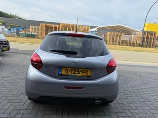 Thumbnail Mobil 7