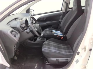 Thumbnail Mobil 8