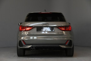 Thumbnail Mobil 8