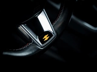 Thumbnail Mobil 6
