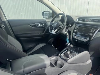 Thumbnail Mobil 4