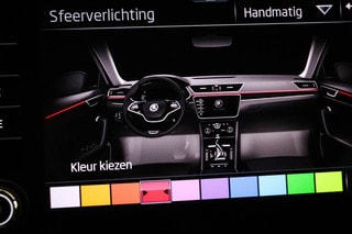 Thumbnail Mobil 8