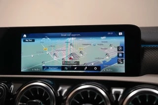 Thumbnail Mobil 8
