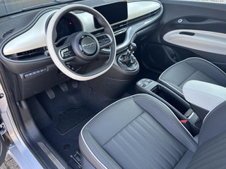 Thumbnail Mobil 6