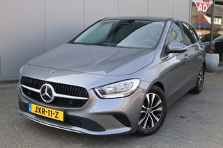 Thumbnail Mobil 8