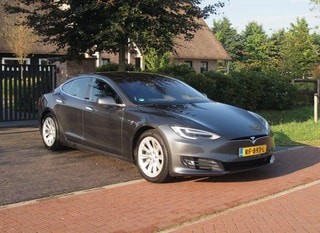 Thumbnail Mobil 4