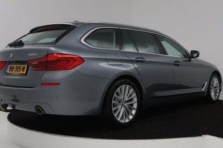 Thumbnail Mobil 10
